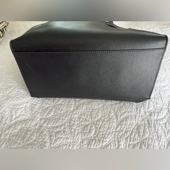 Black Furla bag - gently used - Picture 5 of 8